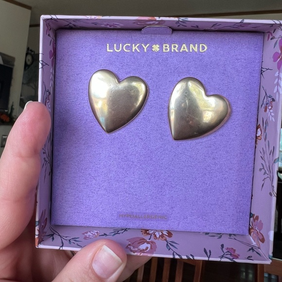 NIB Lucky Brand Heart Earrings - Picture 1 of 2